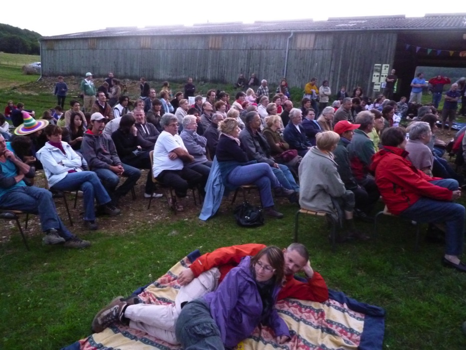 14 confortables pour la projection